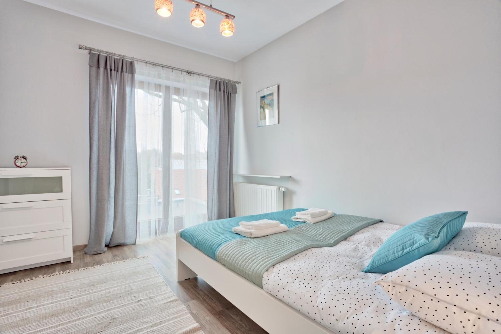 Family Apartment By Tyzenhauz Krakow Exterior photo