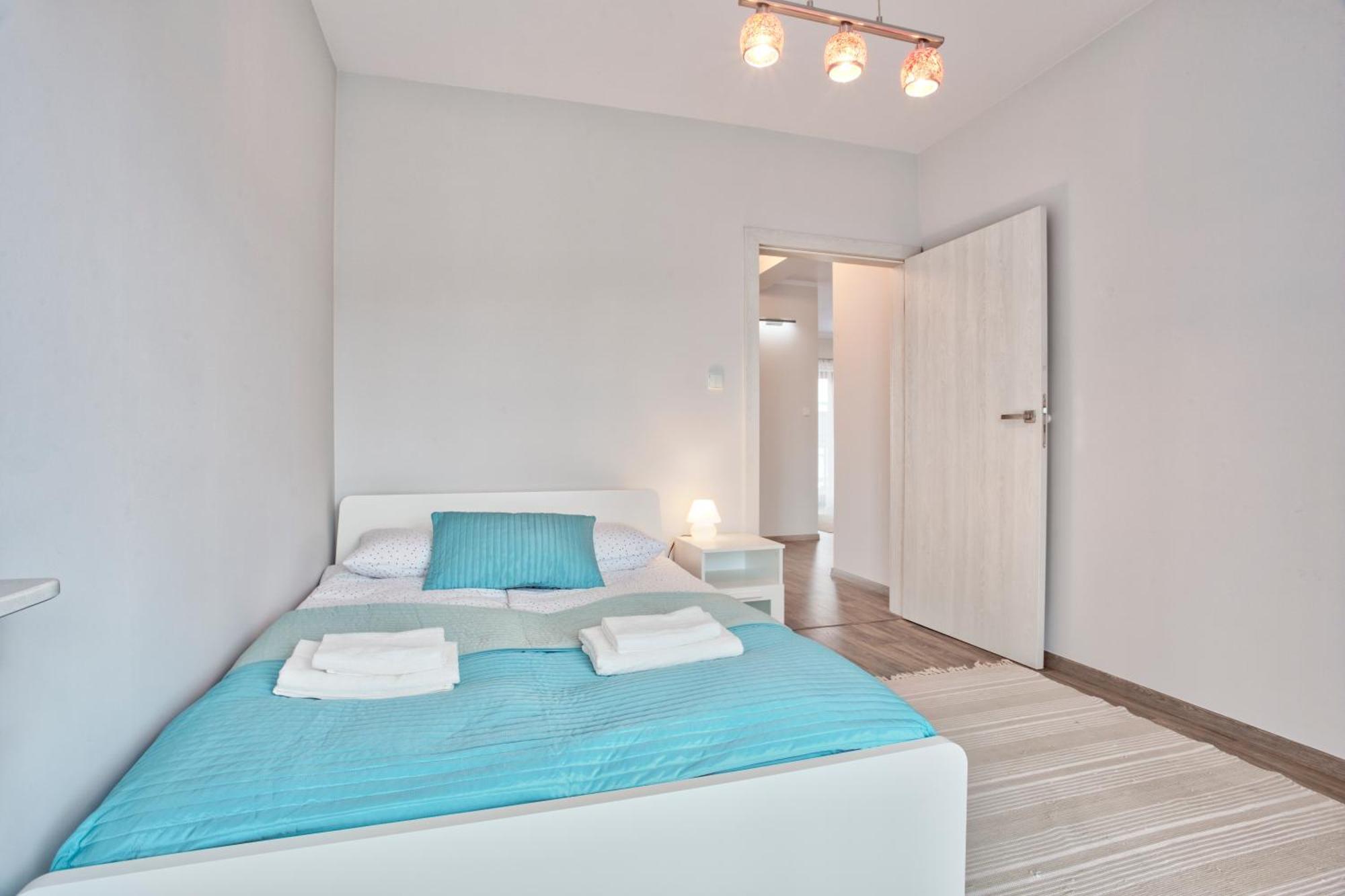 Family Apartment By Tyzenhauz Krakow Exterior photo